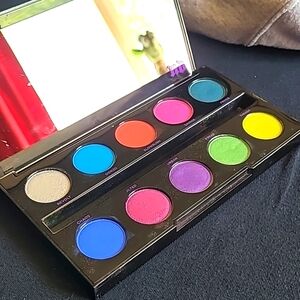 Urban Decay Electric Palette neon eyeshadow